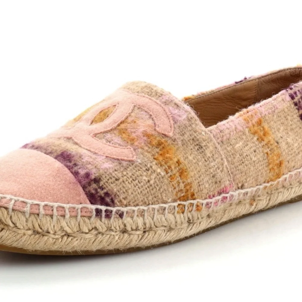 CHANEL Pink and Beige Tweed Espadrille Flats - Size 42